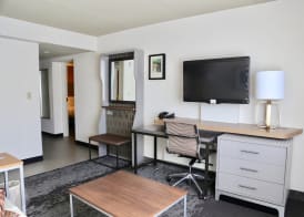 Holiday Inn SALEM (I-93 AT EXIT 2) by IHG 4
