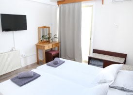 Antonis G. Hotel Apartments 4
