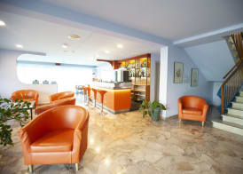 Hotel Mirage 4