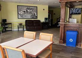 Super 8 by Wyndham Albany 3