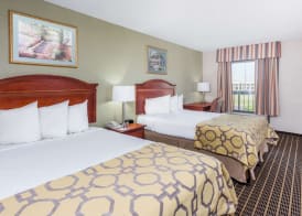 Baymont by Wyndham Clarksville Northeast 4