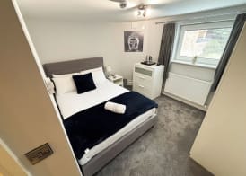 LYMM LIVING 2
