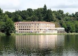 Contact Hotel Le Moulin Neuf Chantonnay 3