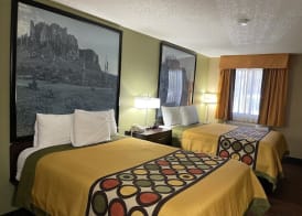 Super 8 by Wyndham Casa Grande 5