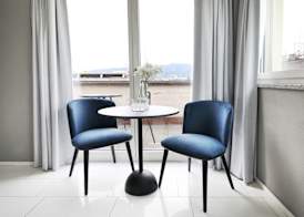 Numa Zurich Turi 4
