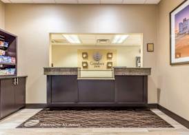 Comfort Inn Alton near I-255 3