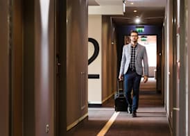Best Western Plus Lakeside Hotel 5