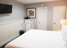 Coronado Island Inn 5