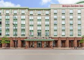 Hilton Garden Inn Chicago North Shore/Evanston 2