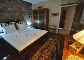 El Vino Hotel & Suites 4