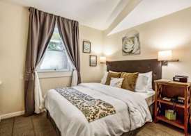 Parker Guest House 5