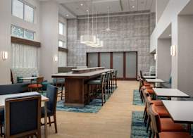 Hampton Inn & Suites Holly Springs 5