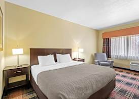 Quality Inn & Suites Des Moines Airport 3