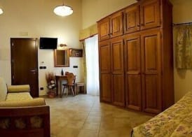 Hotel Villa Plinia 5