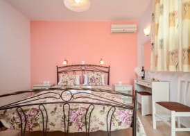Sun Beach Hotel 3