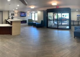 Comfort Inn 3