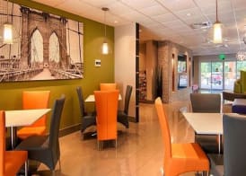 Days Inn & Suites by Wyndham Bonita Springs North Naples 3
