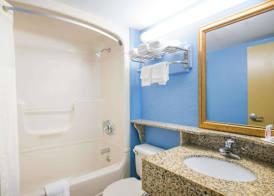DAYS INN -NEW HAVEN 4