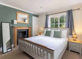Hewitt's Restaurant & Rooms 5
