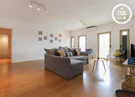 Modern & Bright Avenidas Novas by Homing 2
