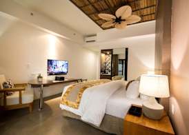 Ferra Hotel and Garden Suites 3