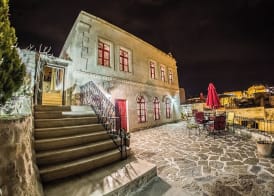 Hezen Cave Hotel 3
