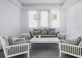 Acroterra Rosa Luxury Suites & Spa 3