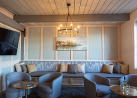 Olde Harbour Inn 3