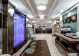 Hampton Inn Columbus-West 4