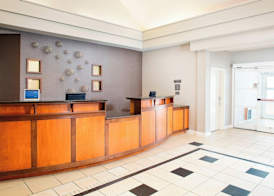 Residence Inn by Marriott Roanoke Airport 2