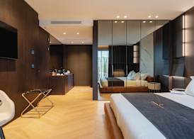 Green Park penthouse Suite & Pool 5