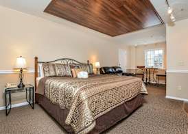 Old Harbor Inn 4