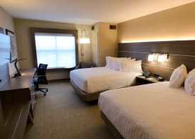 Holiday Inn Express & Suites Plymouth - Ann Arbor Area by IHG 4