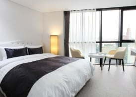 Eins Hotel 3
