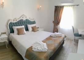 Olivias Group Hotel 4