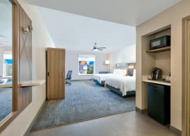 Holiday Inn Express & Suites NORTH DALLAS AT PRESTON by IHG 5