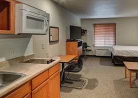 WoodSpring Suites Columbus NE I-270 Airport 5