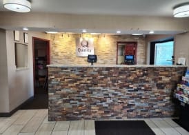 Quality Inn Middleburg Heights near Cleveland Airport 3