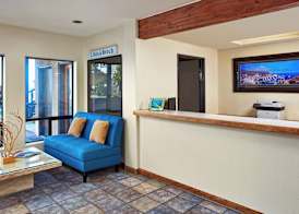 Seaport Village Inn, Avalon 2