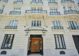 Maison Astor Paris, Curio Collection by Hilton 3