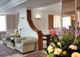 Mondial Park Hotel 5