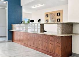 Comfort Suites Southfield-Detroit 2
