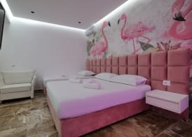 La Maison Boutique Hotel 5