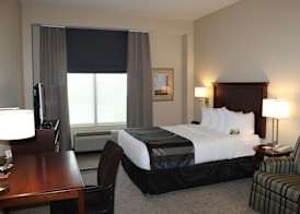 Lexington Expo Hotel by IHG 5