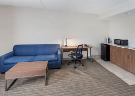 Holiday Inn Express & Suites PROVIDENCE-WOONSOCKET by IHG 5