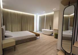 Avenue Hotel 3