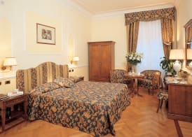 Hotel Cellini 5
