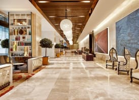 THE FACE Suites Hotel 2