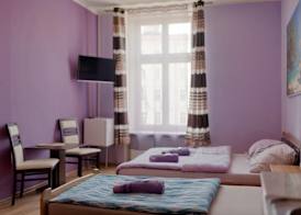 70s Hostel 5