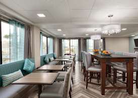 Hampton Inn Waycross 3